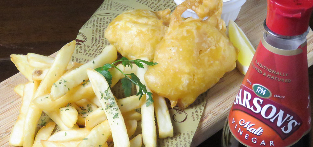 Fish&Chips「ブリテッシュパブ・ホサンナ」でクラフトビールやギネスビールなどを楽しめる本格アイリッシュパブのビアホール Fish&Chips「ブリテッシュパブ・ホサンナ」でクラフトビールやギネスビールなどを楽しめる本格アイリッシュパブのビアホール